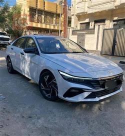 هیۆندای ئەلەنترا